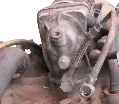 VW T4 Ölkühler Halter Ölfilterflansch 074115405R Ölfilterhalter 2,5 TDI ACV