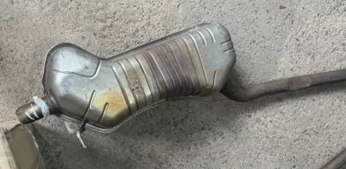 1x A6 4B Quattro Allrad Auspuff Endschalldämpfer links hinten 3,0 2,7 ASN BBJ