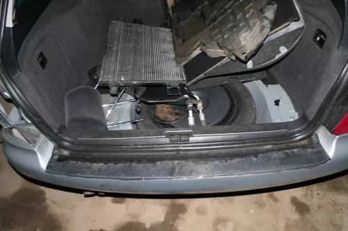 Audi A4 B5 Kombi Variant Stoßstange hinten Heckstoßstange silber LY7M (178548)