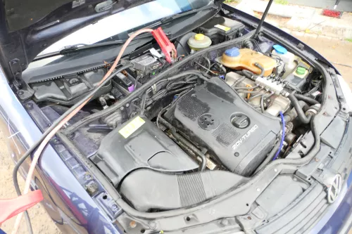 Golf 4 A3 Turbolader Schlauch Leitung Rohr  058145735E Ölrücklaufleitung (178591)