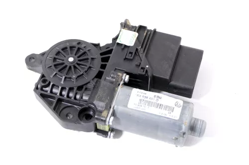 VW Golf 5 ektrischer Fensterheber Motor hinten links 1K4839401D (178600)