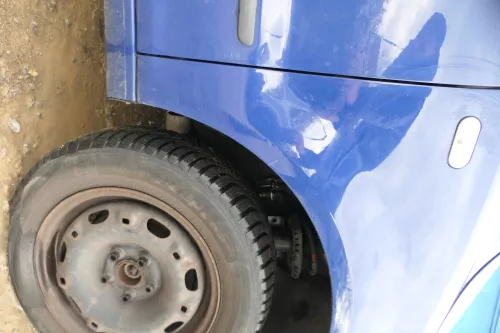 VW Fox 5Z Kotflügel vorne rechts blau LL5M (178779)