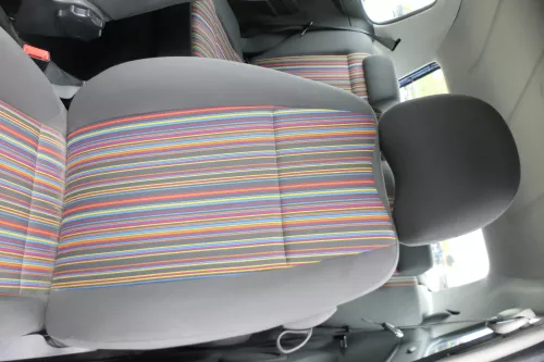 VW Fox Sitz Fahrersitz vorne links OHNEAirbag höhenverstellbar (178786)