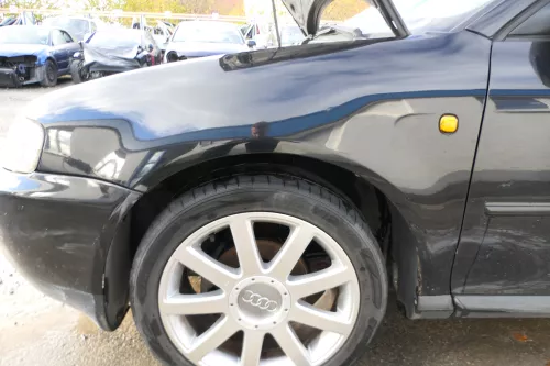Audi A3 8L Kotflügel vorne links schwarz LY9B (178797)