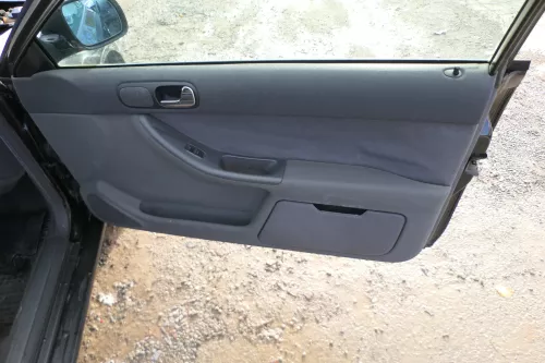 1x Audi A3 8L Türverkleidung Verkleidung Tür vorne rechts 2/3-Türer onyx/schiefe