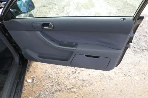 1x Audi A3 8L Türverkleidung Verkleidung Tür vorne rechts 2/3-Türer onyx/schiefe (178802)