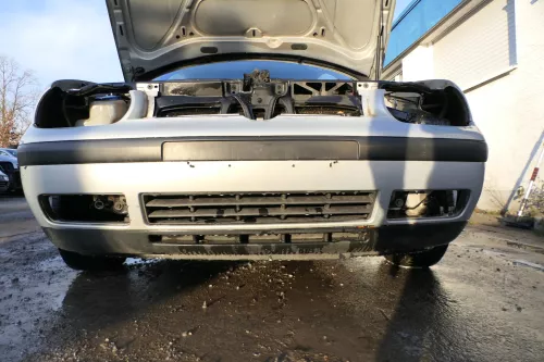 VW Golf 4 1J Stoßstange vorne Stoßfänger vorn silber LB7Z