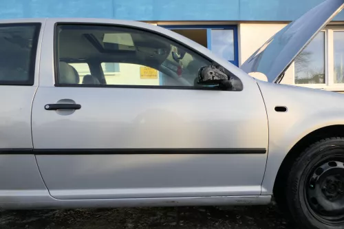 VW Golf 4 Tür vorne rechts Beifahrertür 2/3-Türer silber grau LB7Z ohnAnbauteile (178830)