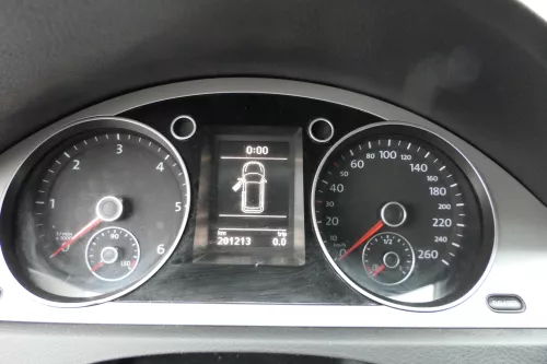 VW Passat 3C Tacho Tachometer 201.000km 3C0920872G Diesel TDI  (178955)