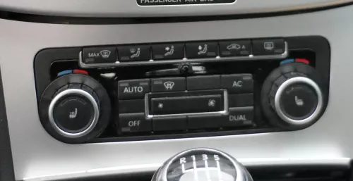 VW Golf 6 Eos Caddy Steuergerät Klimaanlage Klimabedienteil 5K0907044CC Heizung