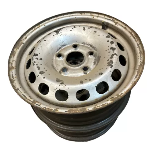 1x VW Caddy 2K Stahlfelge Felge 2K0601027 6x15 H2 ET47 5x112 (179078)
