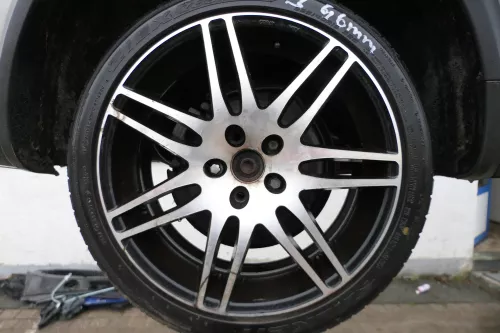 4x 3BG A6 4B Alufelgen Felgen KBA 47855 6-7mm 225/40 RR18 92W Reifen 18 Zoll (179276)
