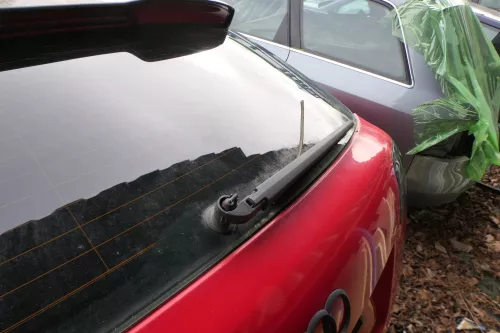 Audi A3 8P 4/5-Türer Heckklappe Klappe hinten rot LY3J Spoiler Scheibe (179495)