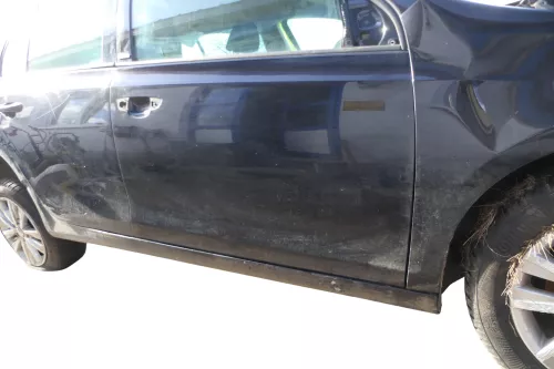 VW Golf 6 5K Tür vorne rechts Beifahrertür schwarz LC9X ohneAnbauteile 4/5-Türer (179532)