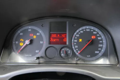 VW Caddy 2K Tacho Tachometer Kombiinstrument 253.000km 2K0920842E TDI (179690)