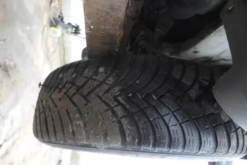 4x Felgen Caddy 2K 195/65 R15 Winterreifen Felge 6jx15H2 ET47 Reifen 6-7mm (179725)