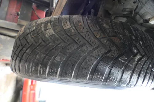 4x Felgen Caddy 2K 195/65 R15 Winterreifen Felge 6jx15H2 ET47 Reifen 6-7mm (179725)