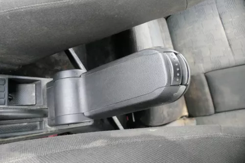 VW Passat 3B Mittelarmlehne Armlehne Lehne Mitte Original schwarz (179886)