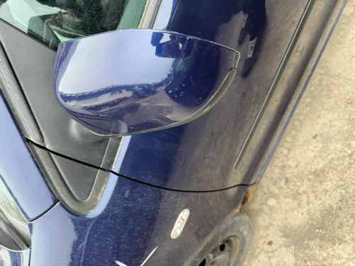 VW Polo 9N elektrischer Spiegel Außenspiegel links vorne blau LB5N (180028)
