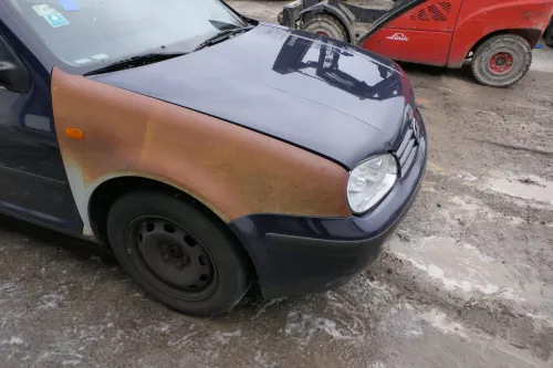 VW Golf 4 Kotflügel vorne rechts (180052)