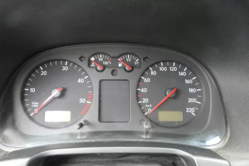 VW Golf 4 Tacho Tachometer Kombiinstrument 543.589km 1J0919860B 1,9 TDI 66kw 81 (180066)