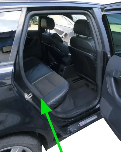 1x Audi A3 8P Türdichtung Dichtung Tür hinten links / rechts 4/5-Türer (180070)