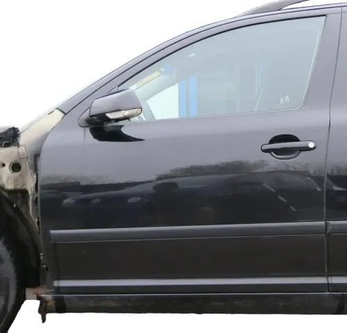 Skoda Octavia 1Z Kombi+Limo Tür vorne links Fahrertür schwarz LF9R OHNEAnbauteil (180158)