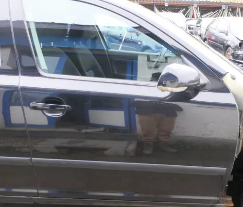 Skoda Octavia 1Z Kombi+Limo Tür vorne rechts Beifahrertür schwarz LF9R OhneAnbau (180161)