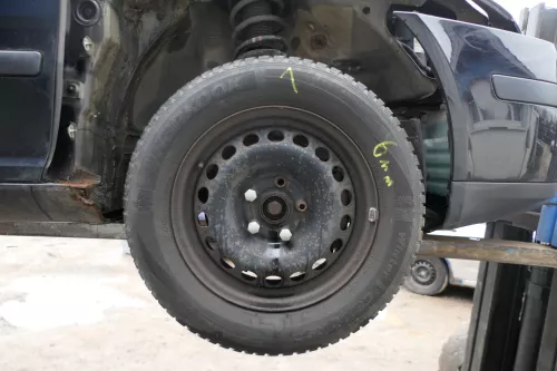 4x VW Golf 6 Plus 5M 195/65 R15 91T Winterreifen M+S Felgen Reifen M&S   ca. 6mm (180199)