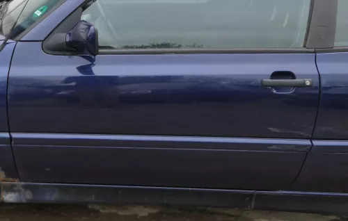 VW Golf 3 4 1E Cabrio Tür vorne links Fahrertür - ohne Anbauteile  blau LC5U