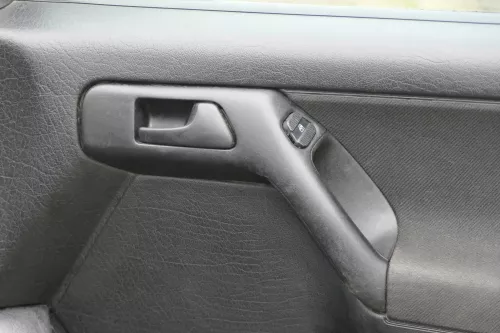 Golf 4 3 1E Cabrio 1E Türverkleidung Verkleidung Tür vorne rechts schwarz (180223)