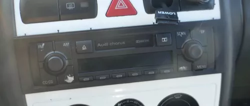 Audi A4 8E Radio Audi Kasette Original chorus inkl. Code 8E0035152 8E0 035 152