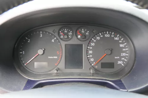 Audi A3 8L Tacho Tachometer Kombiinstrument 8L0920932D 443.000km TDI Diesel (180419)