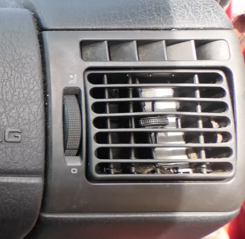VW Passat 3A 35i Lüftungsdüse Düse Lüftung vorne rechts (180484)