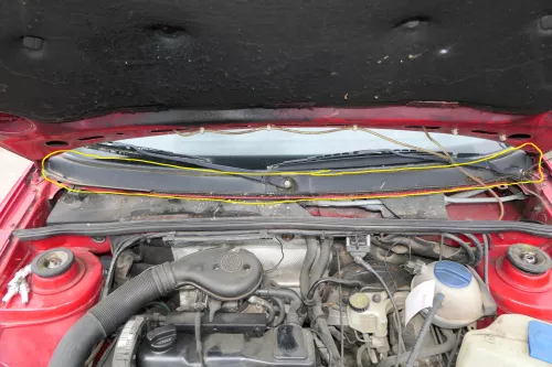 2x VW Passat 3A Abdeckung Wasserkasten Wasserabweiser rechts + links (180500)