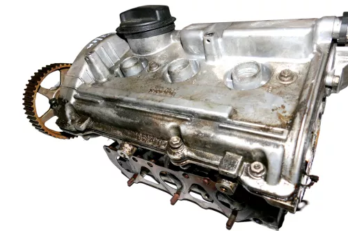 VW Passat 3B A4 Motor Zylinderkopf Nockenwelle AMX ALG AQD BBG ATQ rechts 2,8 V6 (180542)
