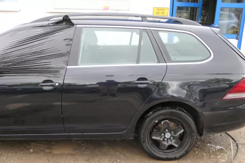 Golf 5 1K5 + Golf 6 AJ5 nur Kombi / Variant Tür hinten links schwarz LC9X- Delle (180577)