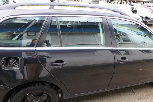 VW Golf 5 1K5 + Golf 6 AJ5 nur Kombi / Variant Tür hinten rechts schwarz LC9X-oh (180578)