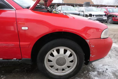 Audi A4 B5 (ab ca Ende1999 Facelift) Kotflügel vorne rechts rot LY3H (180688)