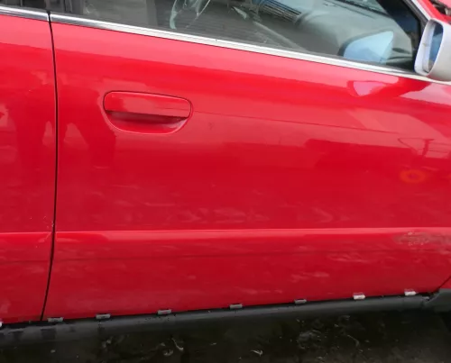 Audi A4 B5 Tür vorne rechts rot LY3H (Leiste+Griff beachten) Facelift (180691)