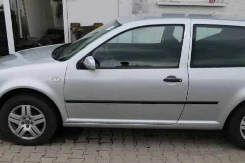VW Golf 4 Tür vorne links Fahrertür 2/3-Türer silber LA7W ohneAnbauteile (180727)