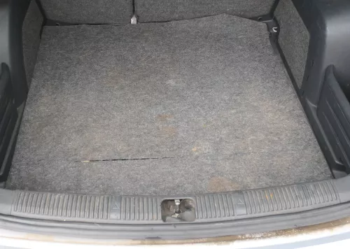 Skoda Fabia 5J Combi Kombi Variant Kofferraumteppich Teppich Kofferraum hinten (180782)
