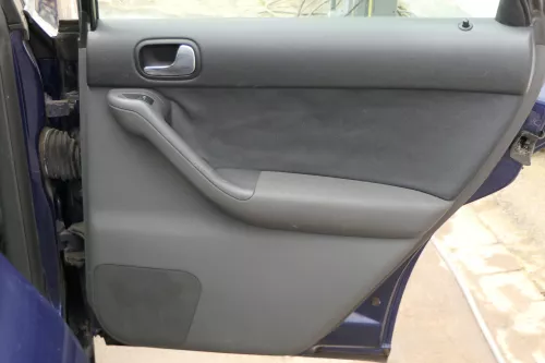 1x A3 8L Türverkleidung Verkleidung Tür hinten rechts 4/5-Türer onyx / schiefer