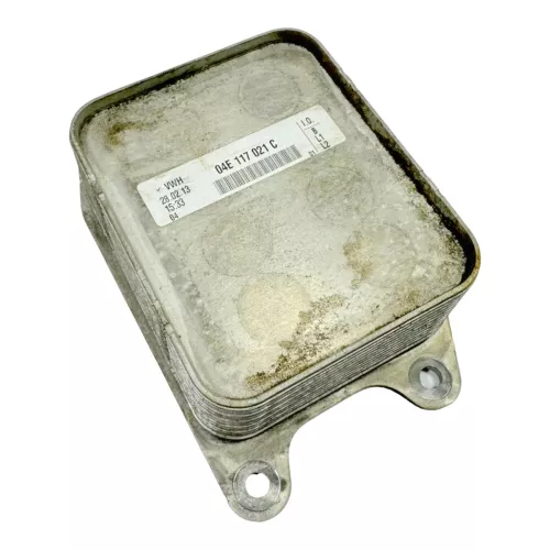 VW Passat Golf Ölkühler Halter 04E117021B 04E 117 021 K CPTA