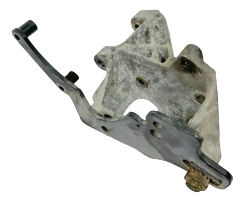 VW Golf Halter Konsole Lichtmaschine Servopumpe Träger 028145521B