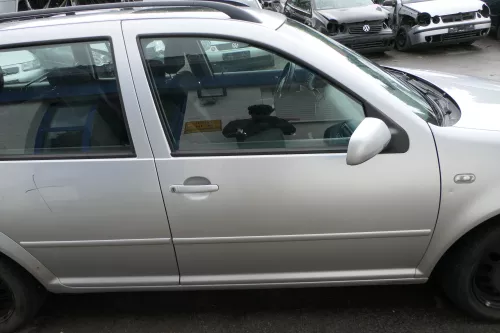 VW Golf 4 Bora Tür vorne rechts Beifahrertür 4/5-Türer+Kombi Variant LA7W silber (180994)