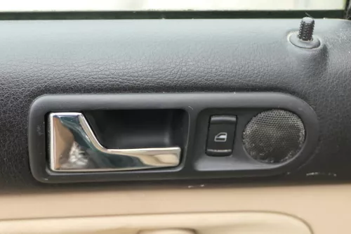1x VW Golf 4 1J Kombi Türverkleidung Verkleidung Tür hinten links hellbeige besc (181050)