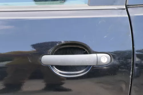 VW Polo 9N 9N3 Tür vorne links Fahrertür 2/3-Türer scharz L041 -ohne Anbauteile (181213)