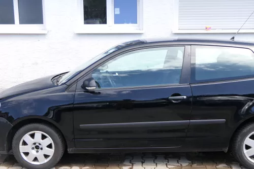 VW Polo 9N 9N3 Tür vorne links Fahrertür 2/3-Türer scharz L041 -ohne Anbauteile (181213)