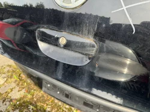 VW Polo 9N 9N3 Griff Heckkklappe Heckklappengriff schwarz L041 (181229)